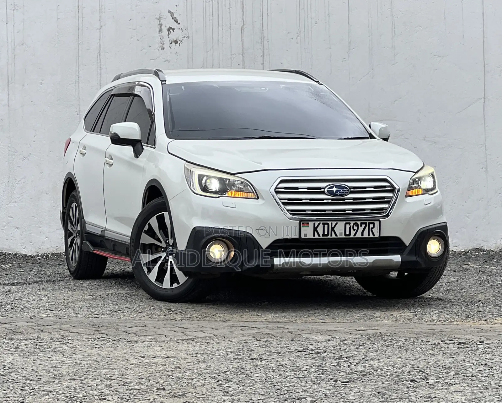 Subaru Outback 2.5i AWD 2017 White