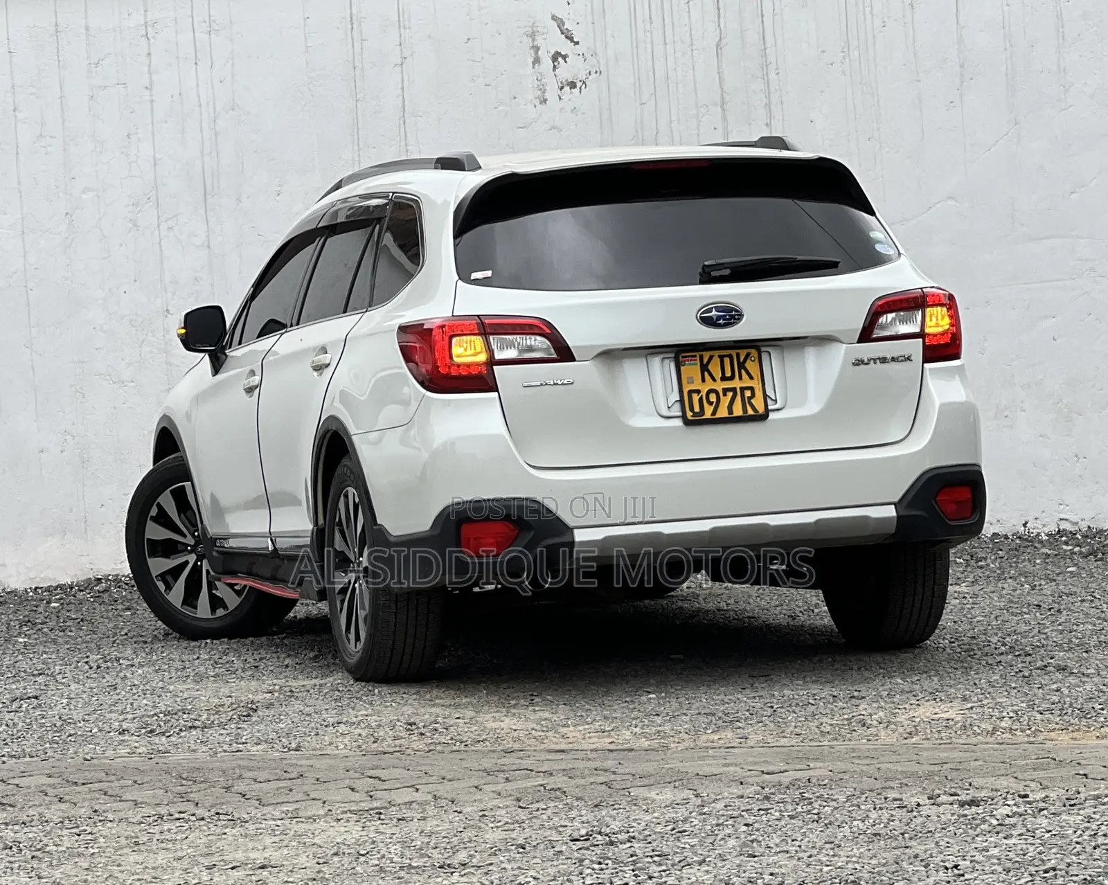 Subaru Outback 2.5i AWD 2017 White