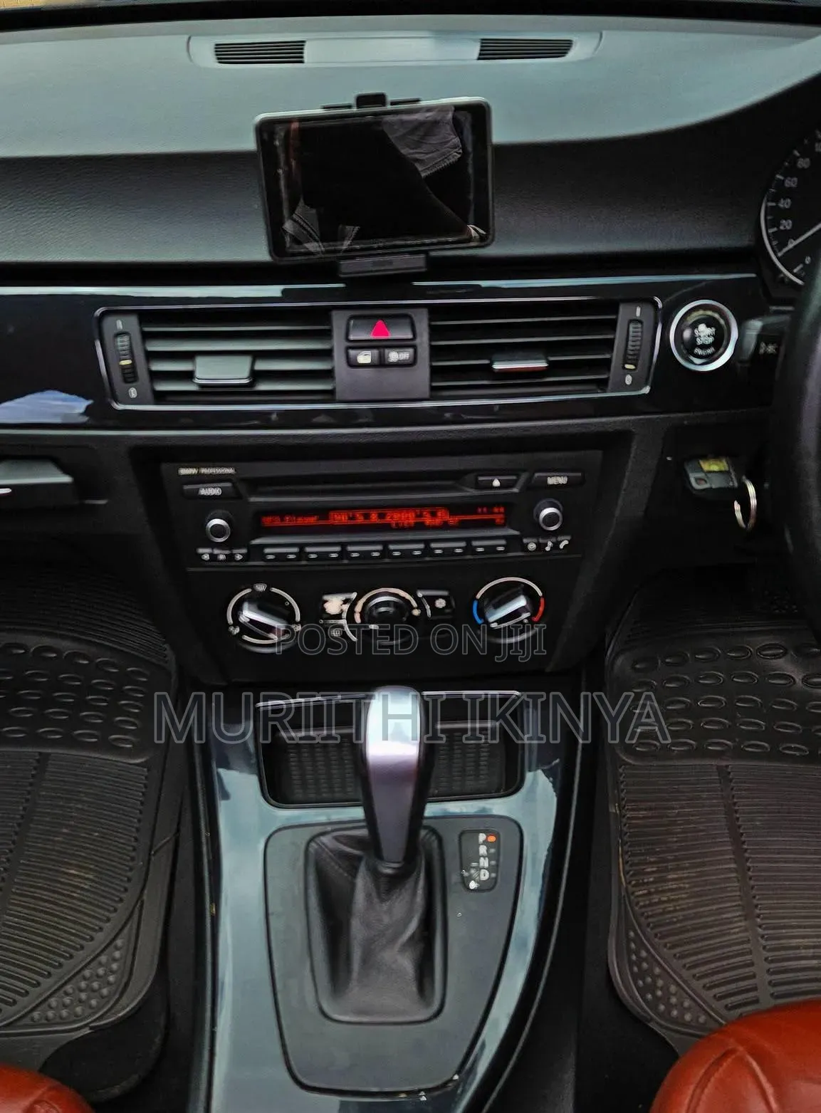 BMW 318i 2011 Blue