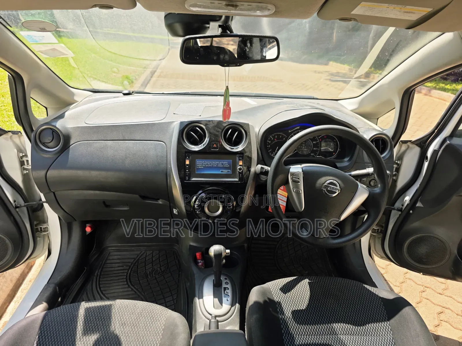 Nissan Note 2015 White
