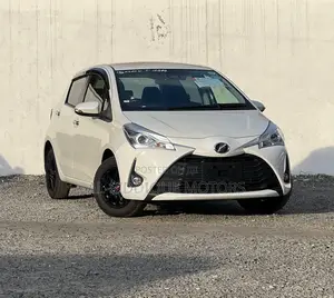 Toyota Vitz 1.0 FWD 5dr 2019 White