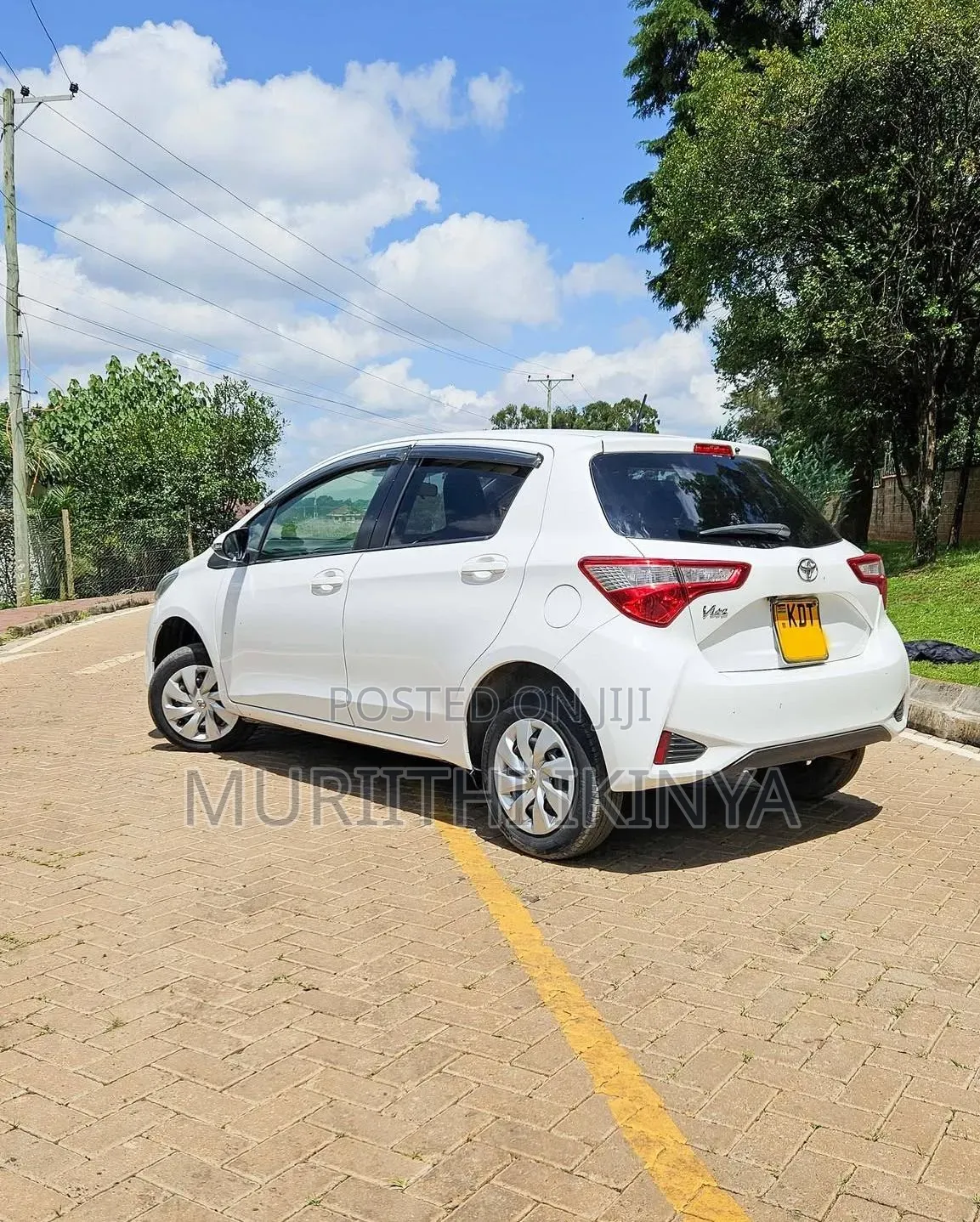 Toyota Vitz 1.0 FWD 5dr 2018 White
