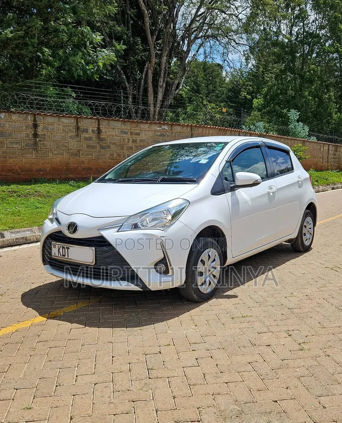 Toyota Vitz 1.0 FWD 5dr 2018 White