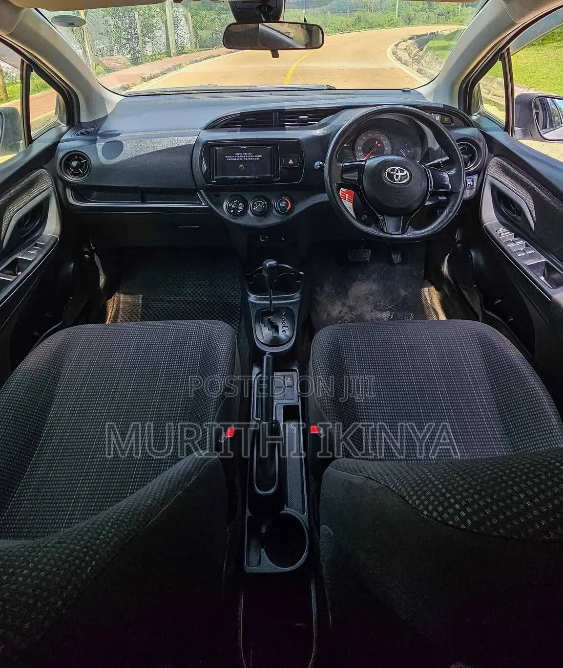 Toyota Vitz 1.0 FWD 5dr 2018 White