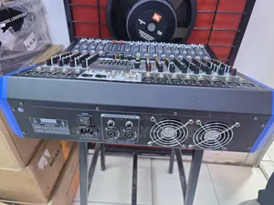 Yamaha 12 Channels Powered Mixer Pmy12usb