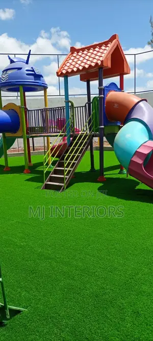 Green Artificial Lawn for Residential Landscape Projects
