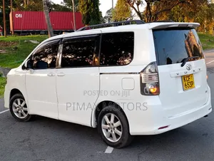 Toyota Voxy 2008 White