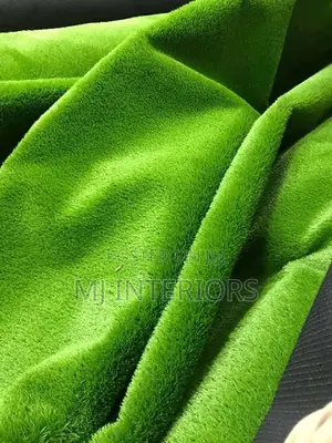 Green Artificial Turf for Homes and Business Premises