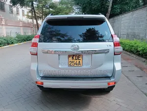 Toyota Hilux 2015 Silver