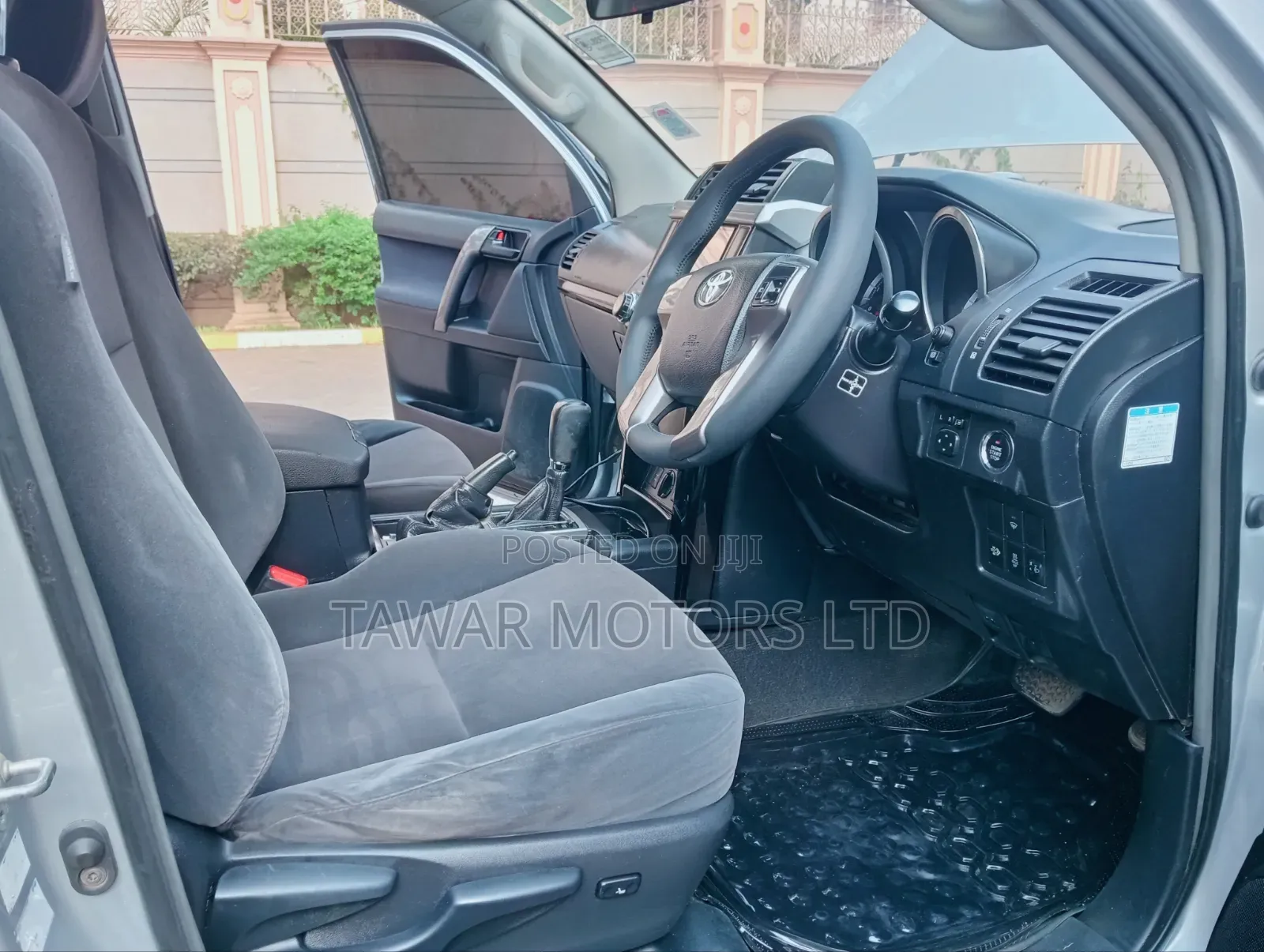 Toyota Hilux 2015 Silver