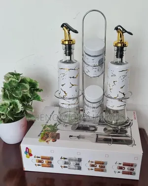 5 in 1 Seasoning Set With Oil Dispenser