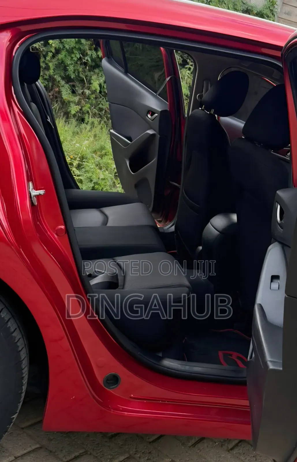 Mazda Axela 2015 Red