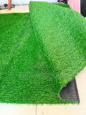 Artificial Lawn Carpet for Outdoor Property Enhancement