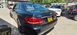 Mercedes-Benz E250 2015 Black