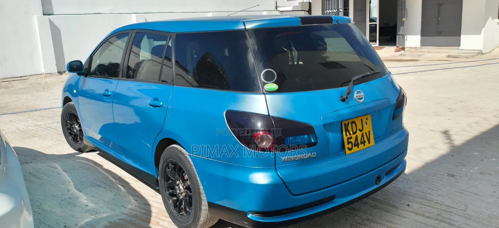 Nissan Wingroad 2015 Blue