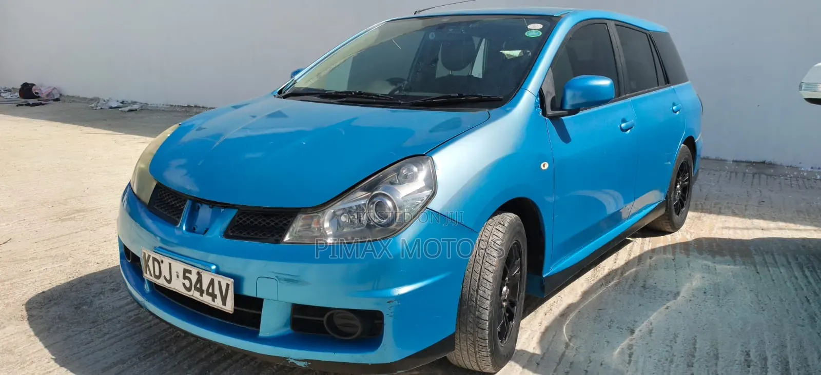 Nissan Wingroad 2015 Blue