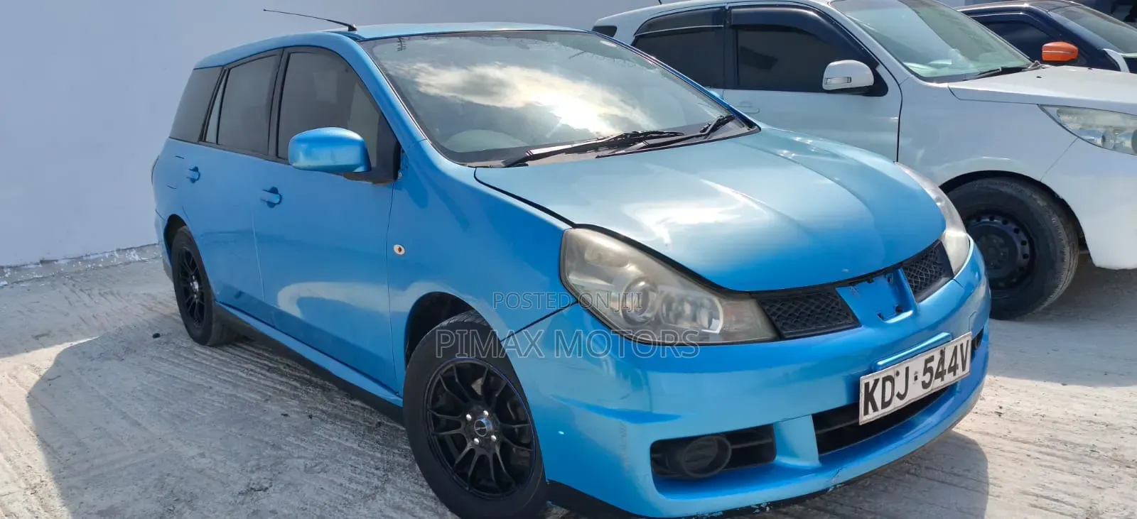 Nissan Wingroad 2015 Blue