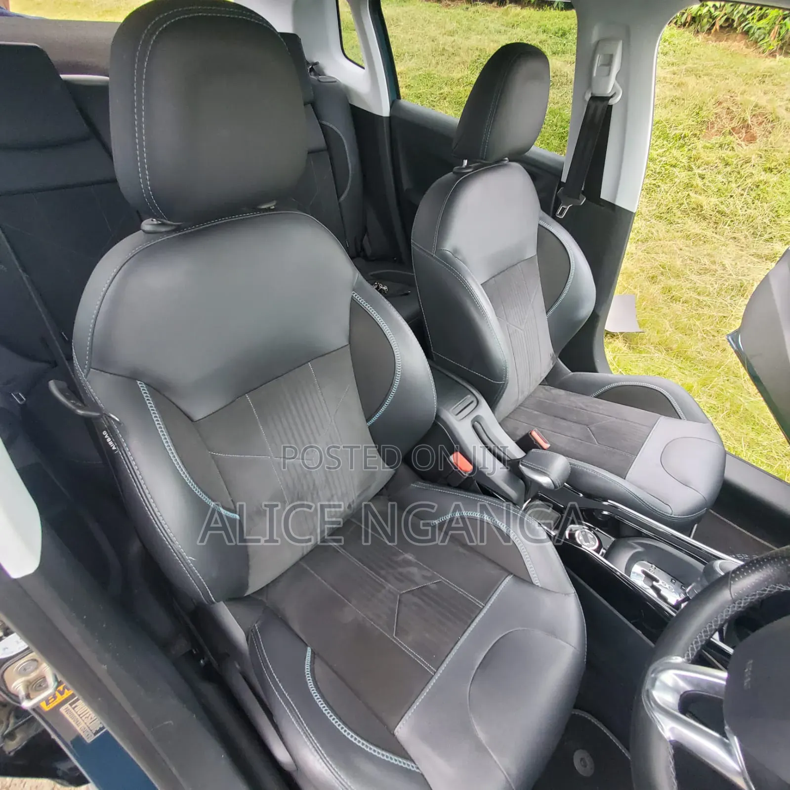 Peugeot 2008 2019 Blue