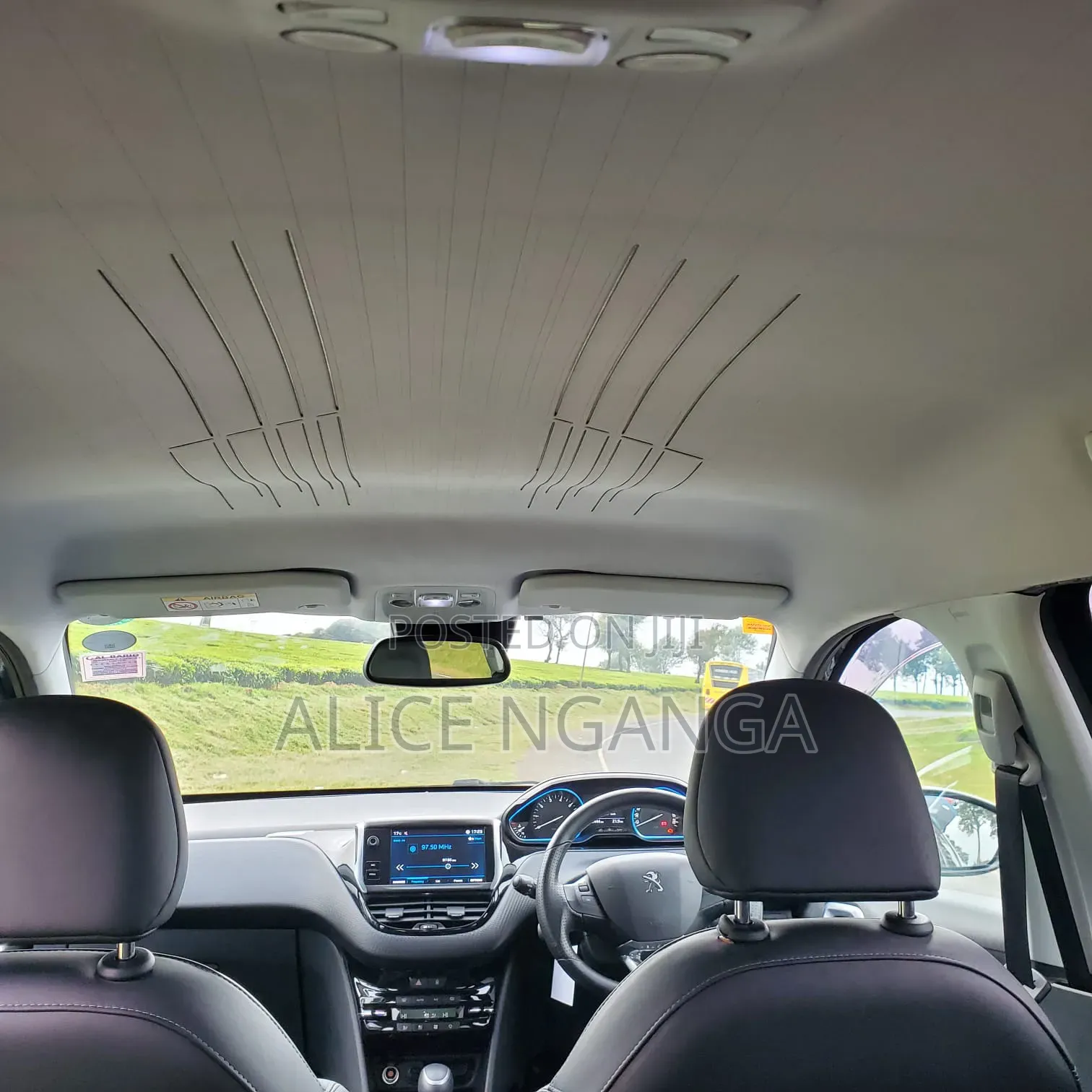 Peugeot 2008 2019 Blue