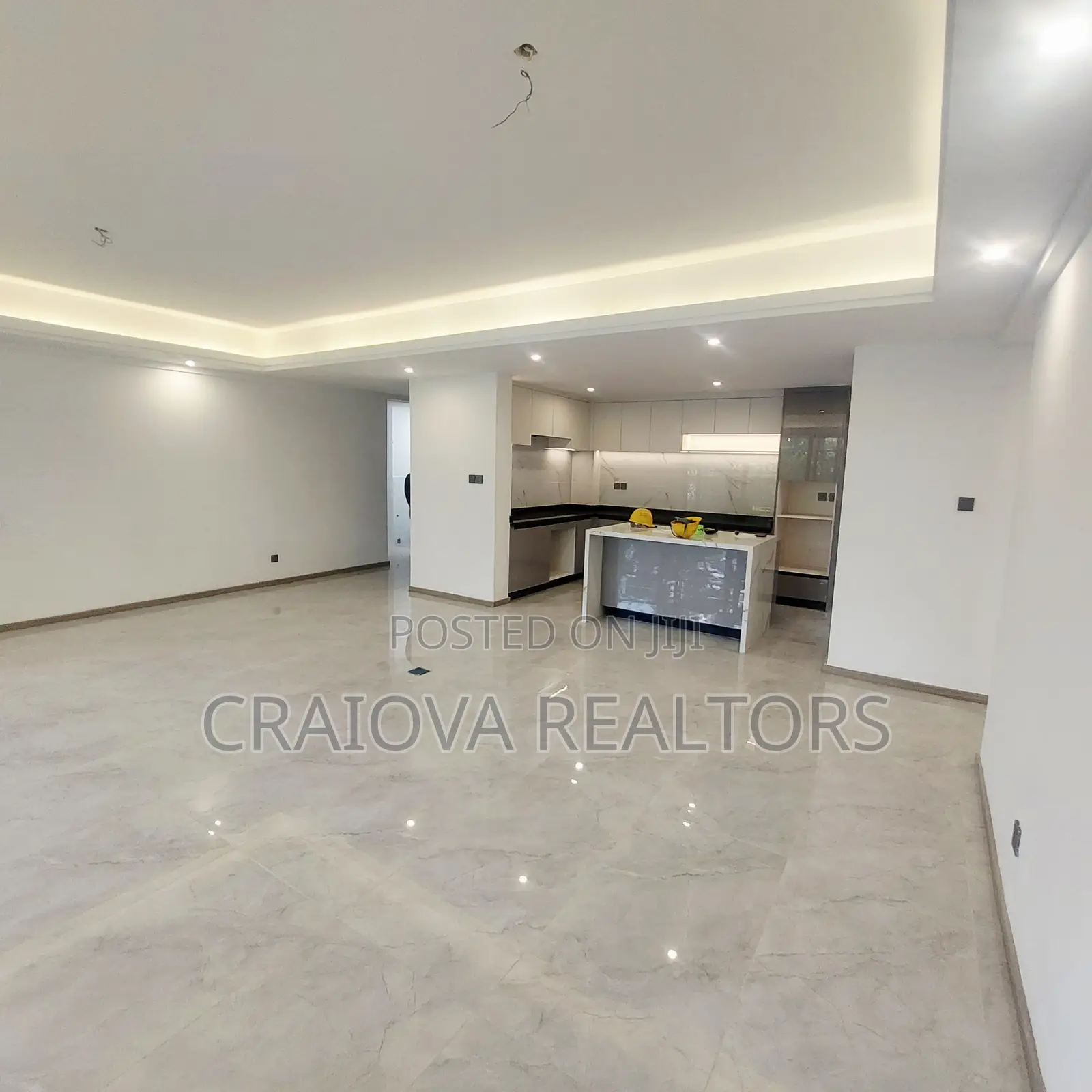4bdrm Apartment in Raphta Road Area for sale
