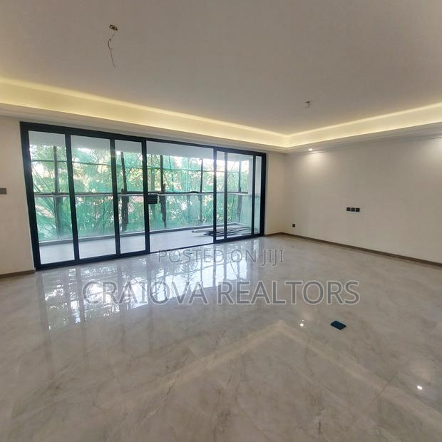 4bdrm Apartment in Raphta Road Area for sale