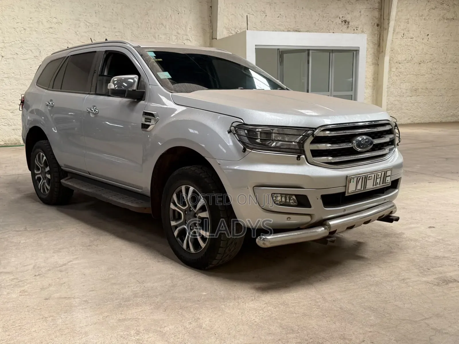 Ford Everest 2021 Silver