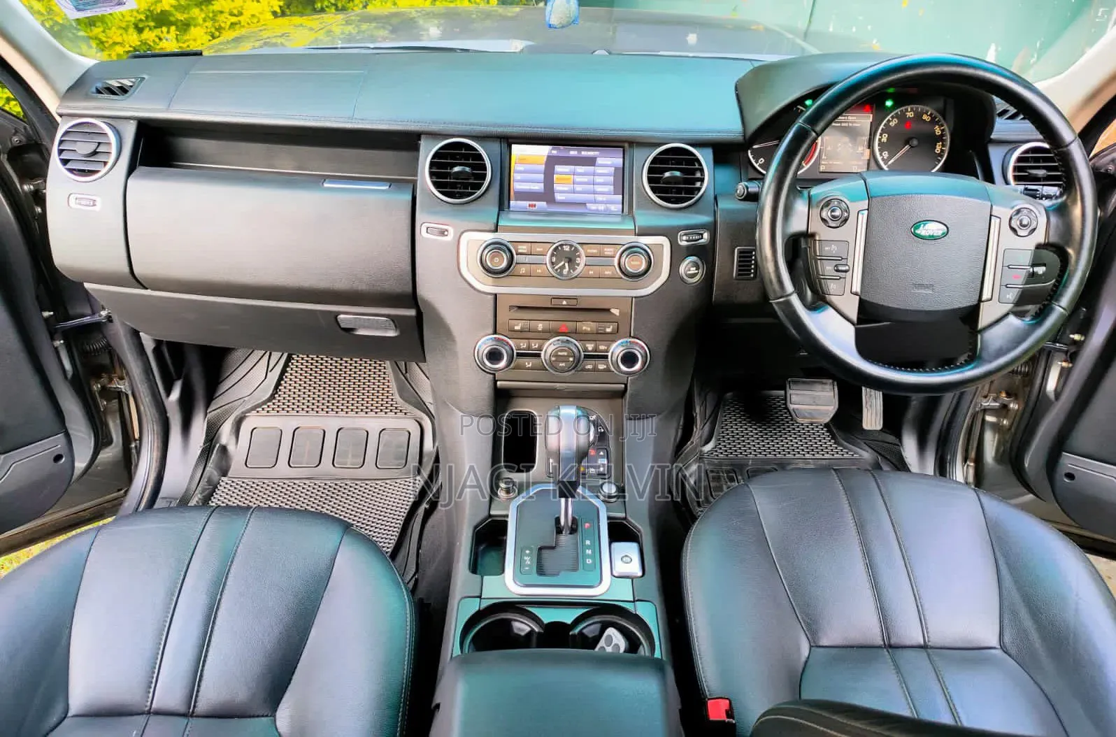 Land Rover Discovery 2011 Gray