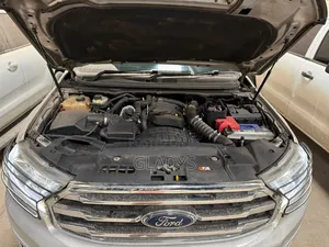Ford Everest 2021 Silver