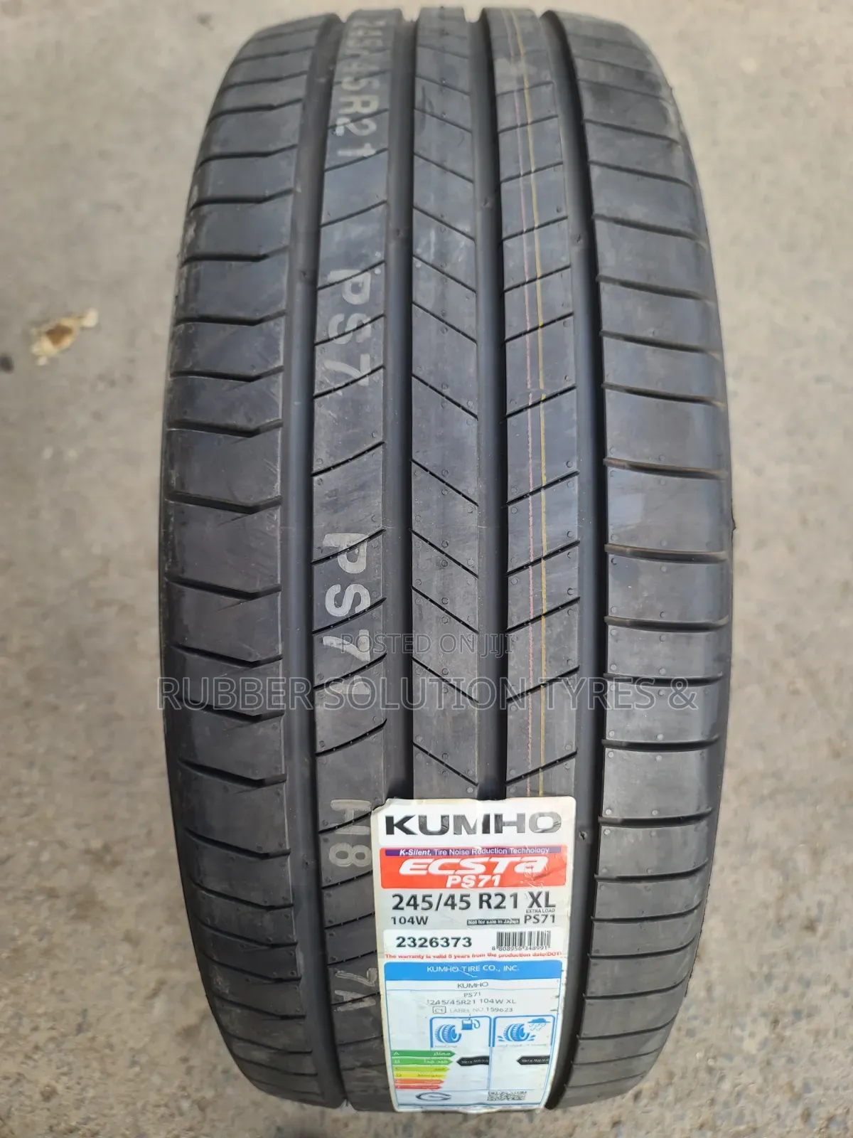 245 /45 R21 Kumho Tyres 104w X/L Escta Ps71