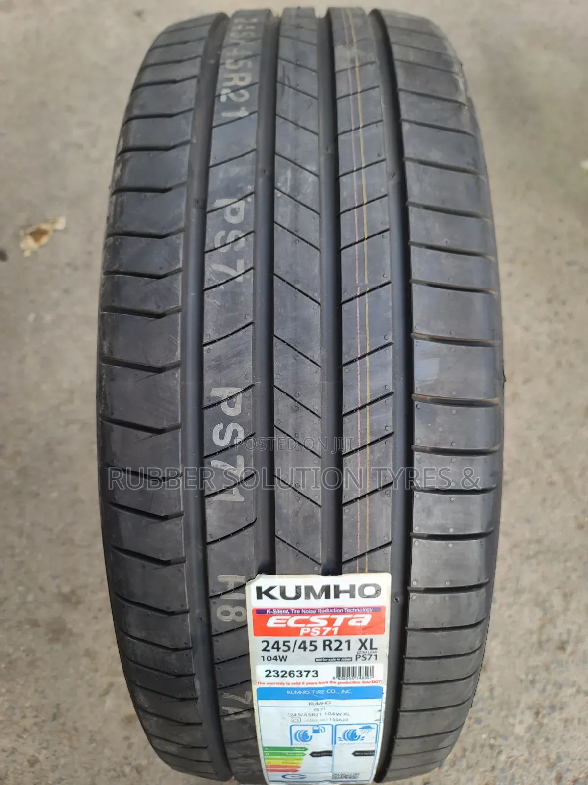 245 /45 R21 Kumho Tyres 104w X/L Escta Ps71