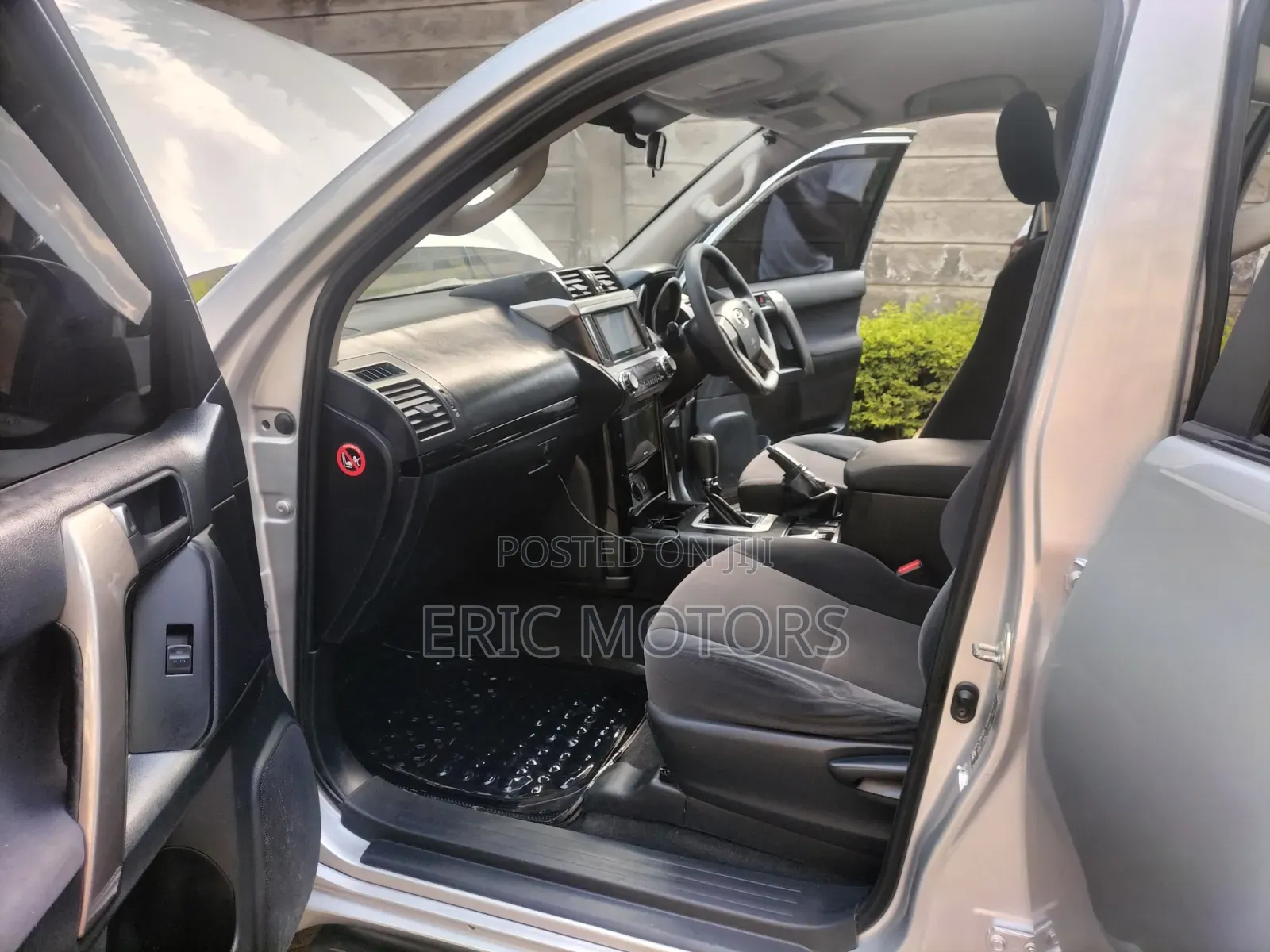 Toyota Land Cruiser Prado 2015 Silver