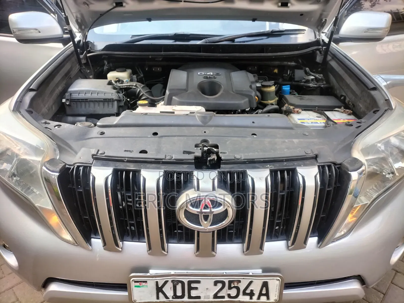 Toyota Land Cruiser Prado 2015 Silver