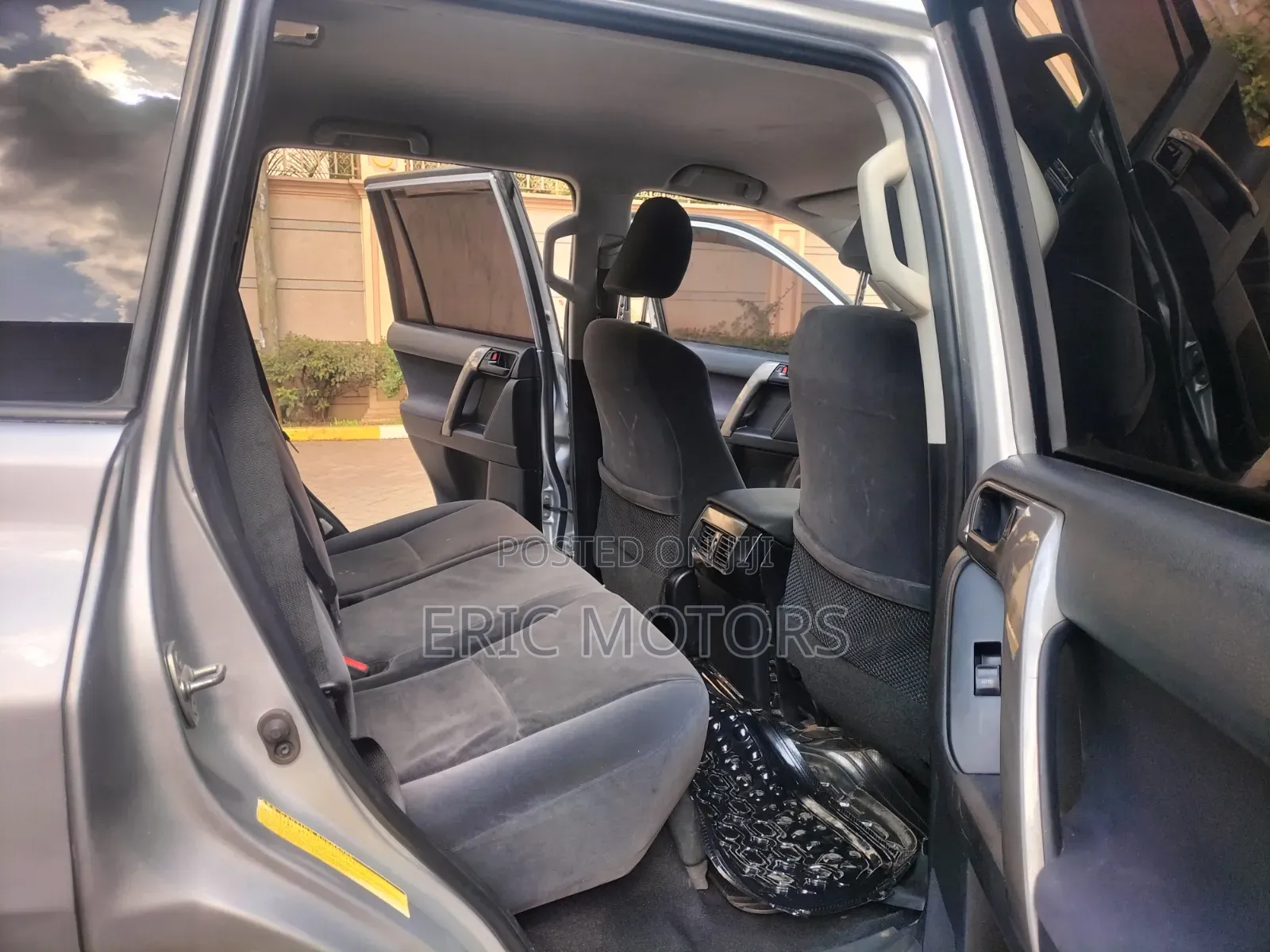 Toyota Land Cruiser Prado 2015 Silver