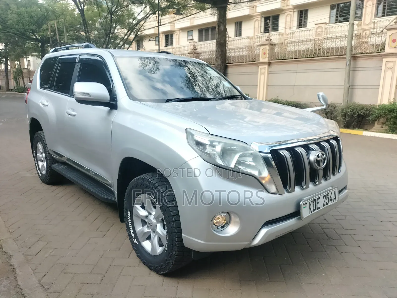 Toyota Land Cruiser Prado 2015 Silver