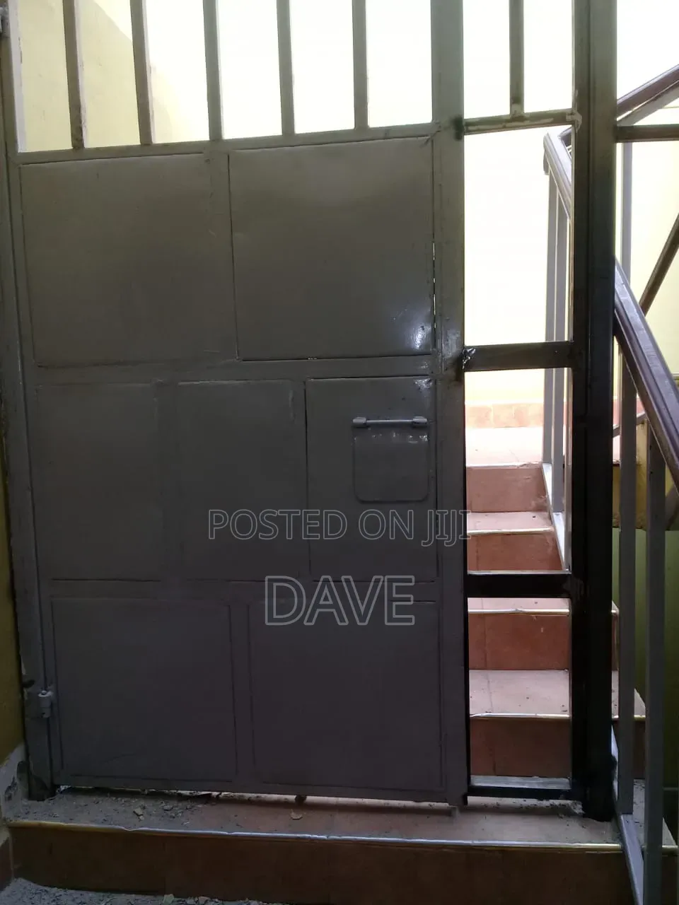 1st Floor/ Roof Top Floor Available for Rent