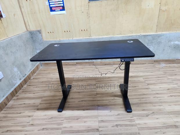 Black Adjustable Desk 1.2m - thumbnail 2