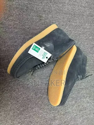 Clarks and Bank Robber