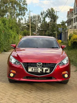 Mazda Axela 2015 Red