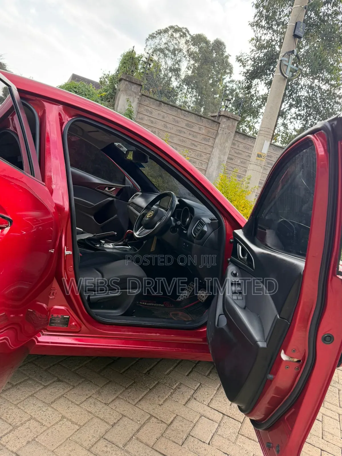 Mazda Axela 2015 Red