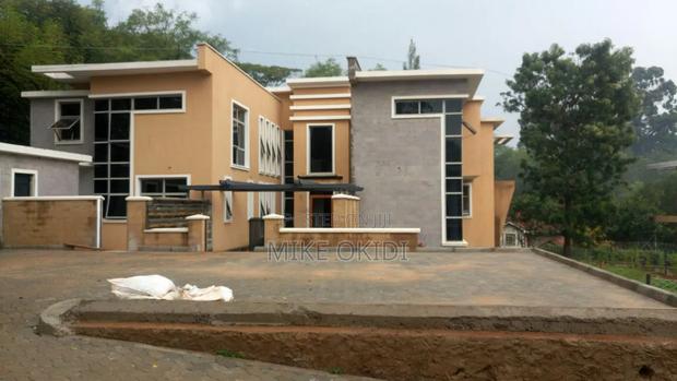 5bdrm Mansion in Nandi, Hardy for sale