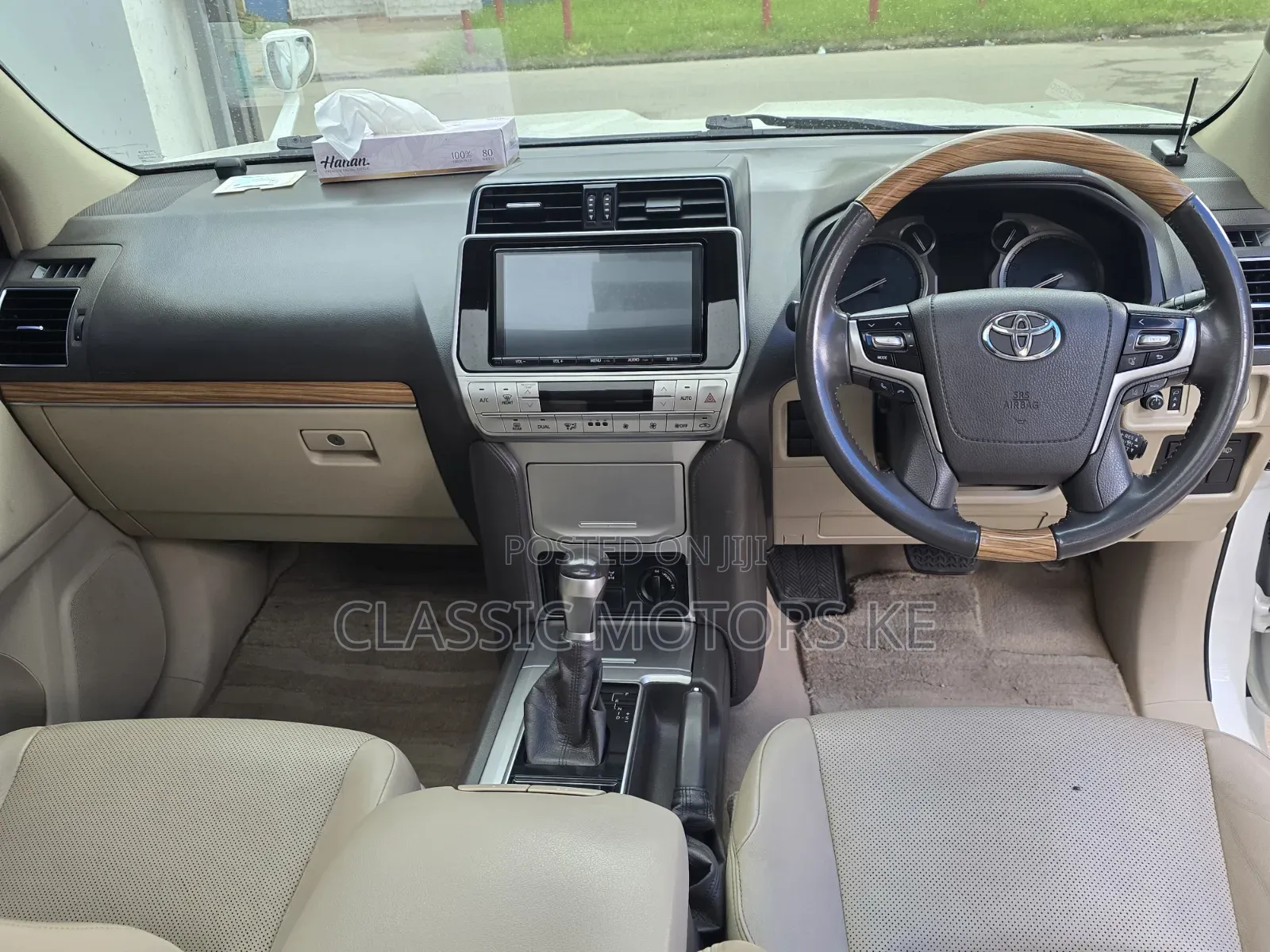 Toyota Land Cruiser Prado 2018 White