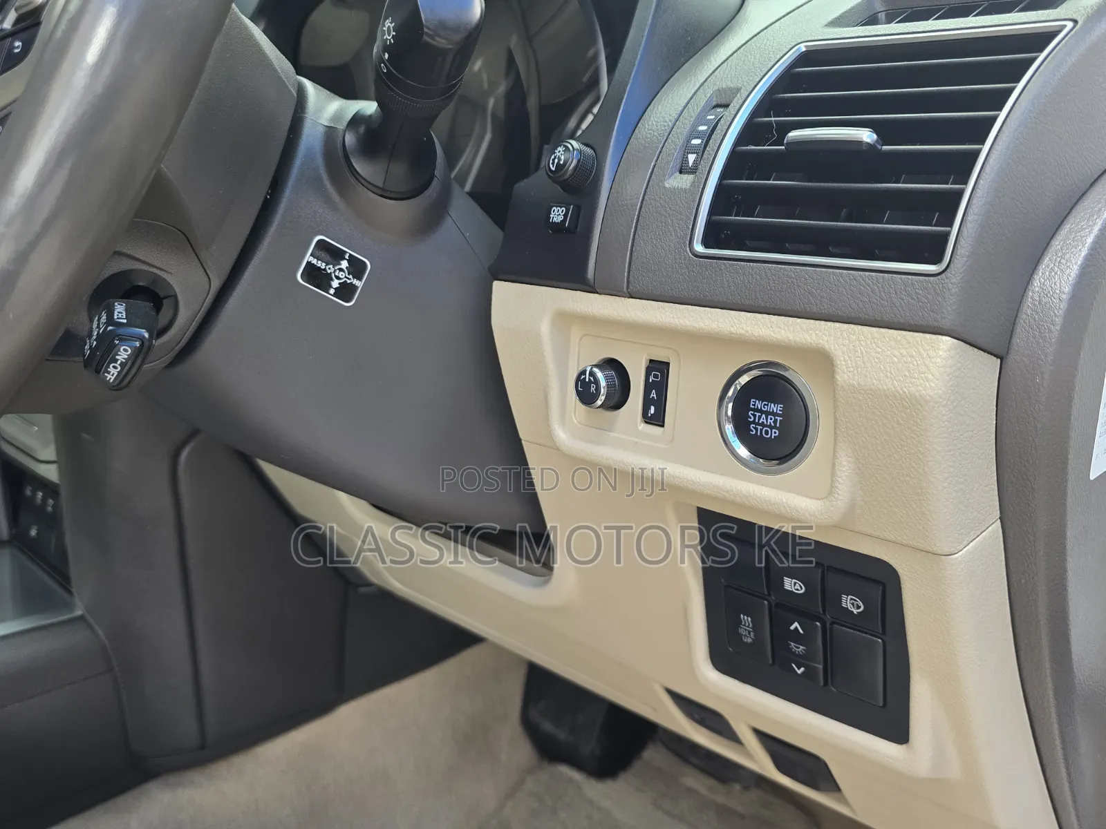 Toyota Land Cruiser Prado 2018 White