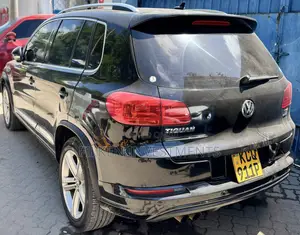Volkswagen Tiguan 2013 Black