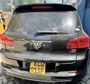 Volkswagen Tiguan 2013 Black