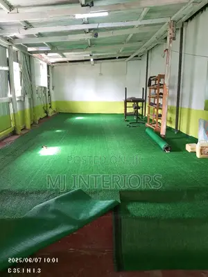 Artificial Turf for Stylish Garden Compound Design