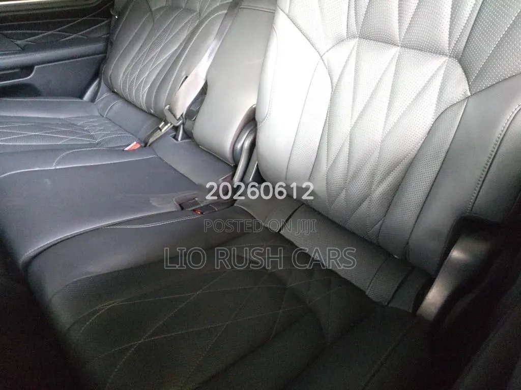 Lexus LX 2021 Black
