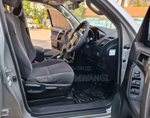 Toyota Land Cruiser Prado 2015 Silver