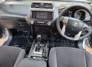 Toyota Land Cruiser Prado 2015 Silver