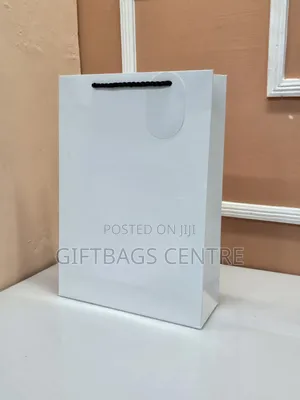 White A4 Size Gift Bag