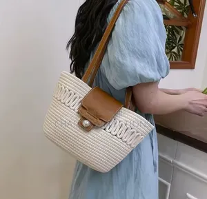 White Wooven Rattan Beach Handbags With Leather Straps Design
